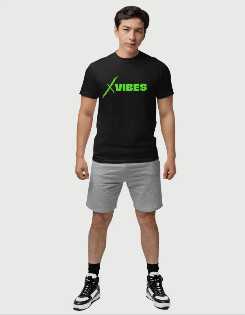 Men’s black sportswear t-shirt side view crew neck activewear tee